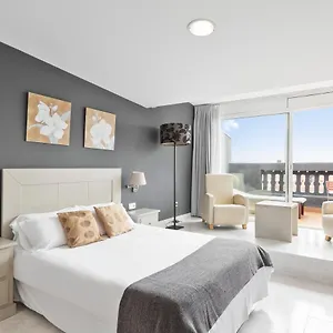 Andreas Apartment Tarragona